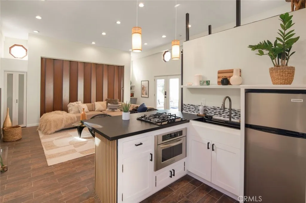 Additional image 31 of 3109 Stanford Ave, Venice, CA 90292