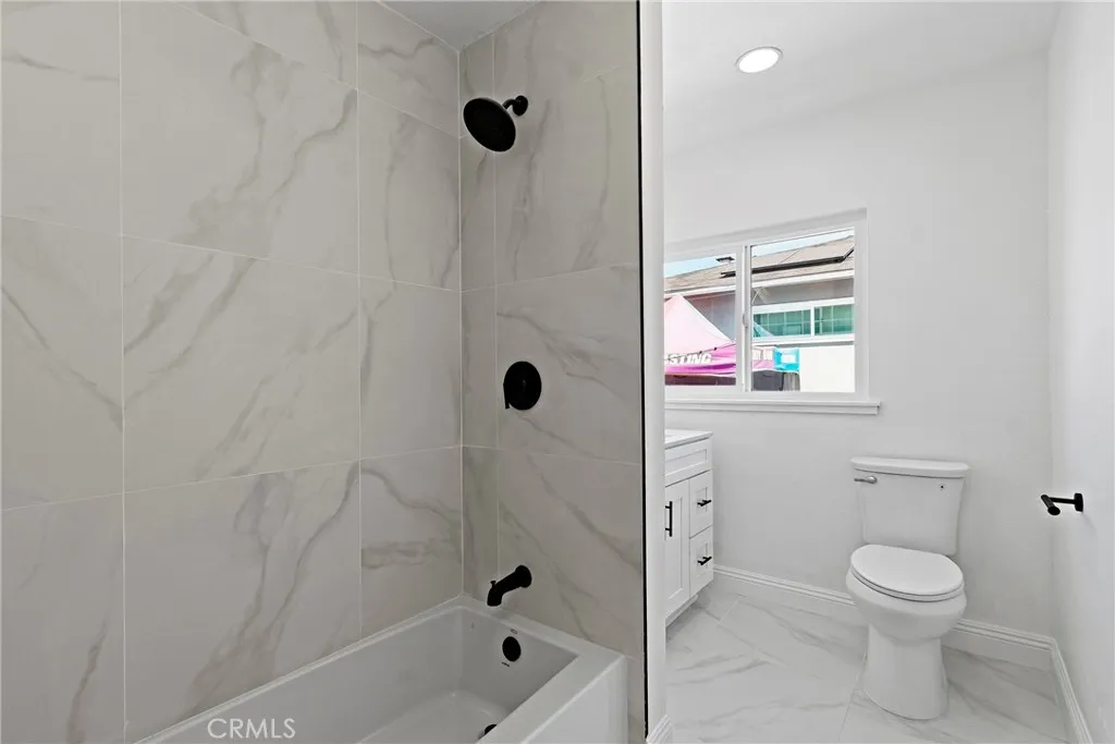 Additional image 43 of 107 California St, La Habra, CA 90631