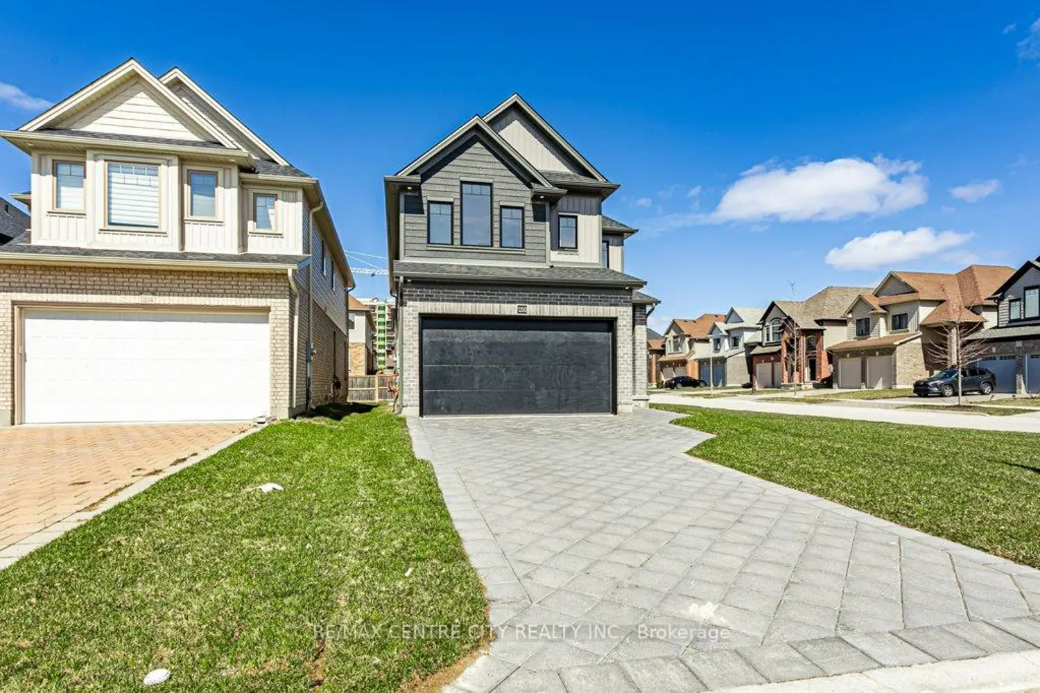 1200 Emma Chase Drive photo 3