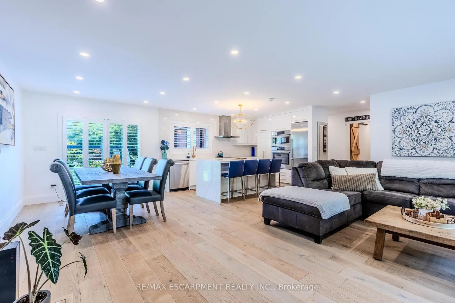 Additional image 2 of 23 West Hampton Road