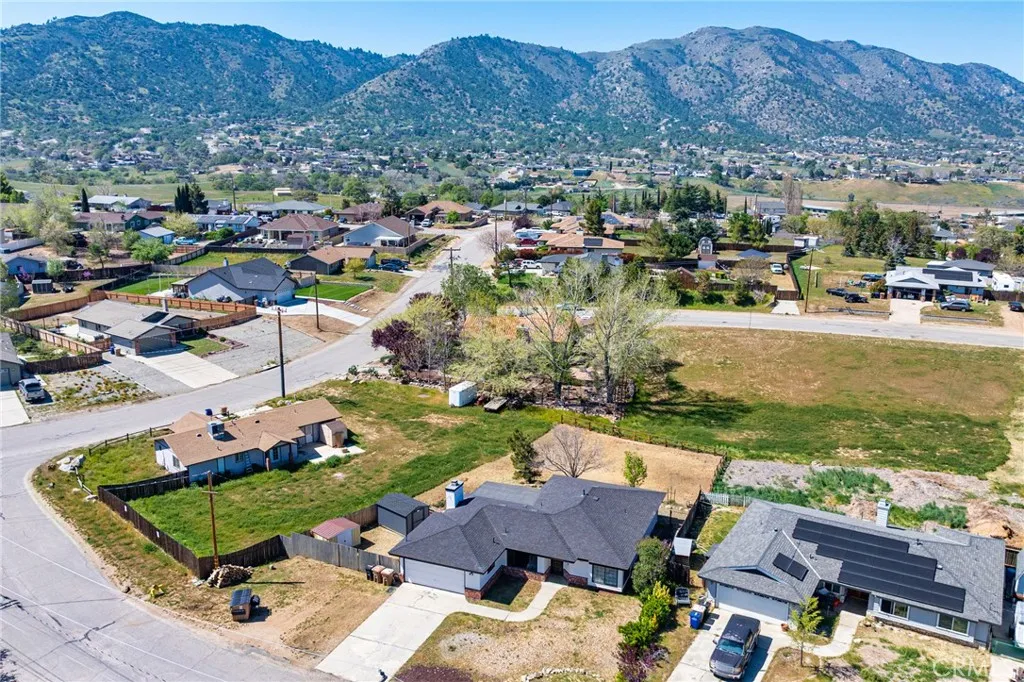 Additional image 88 of 21921 Fig Court, Tehachapi, CA 93561