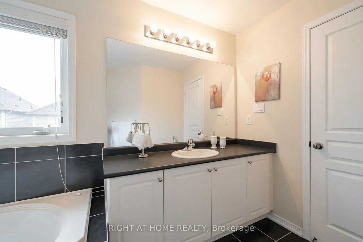 Additional image 17 of 148 Whitwell Way