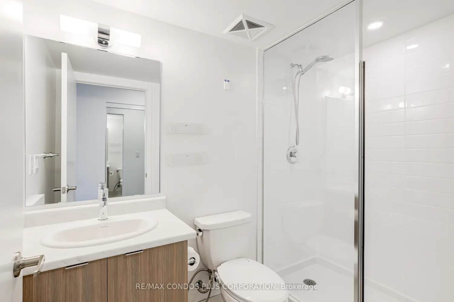 Additional image 16 of 100 Canon Jackson Drive 201