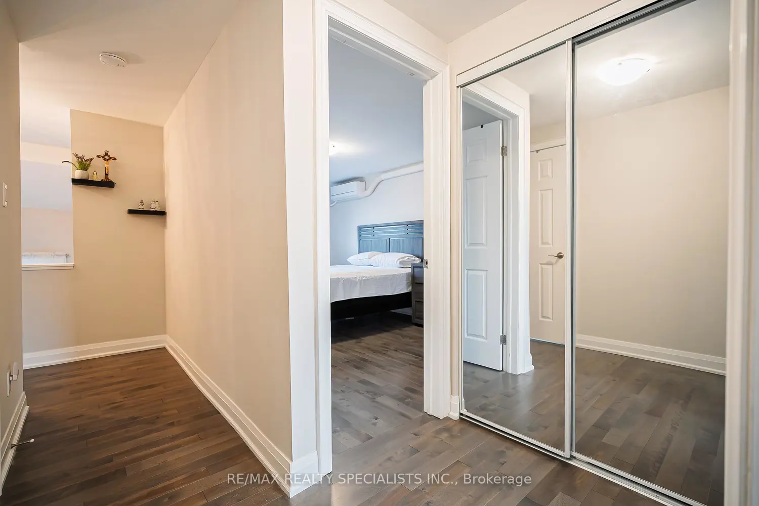 Additional image 7 of 6780 Formentera Avenue #8