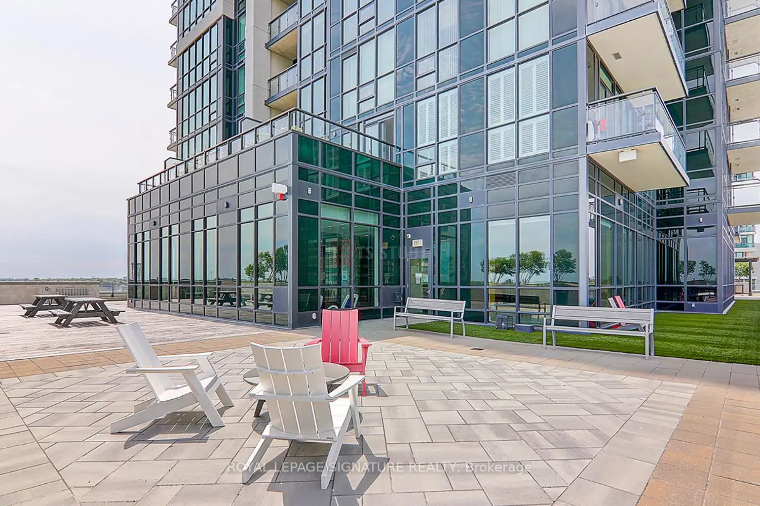 Additional image 20 of 3975 Grand Park Drive 3307