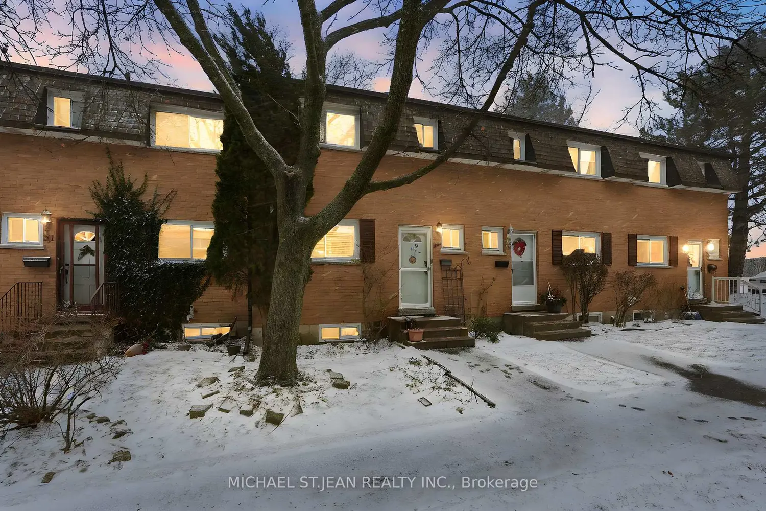 1440 Garth Street 30