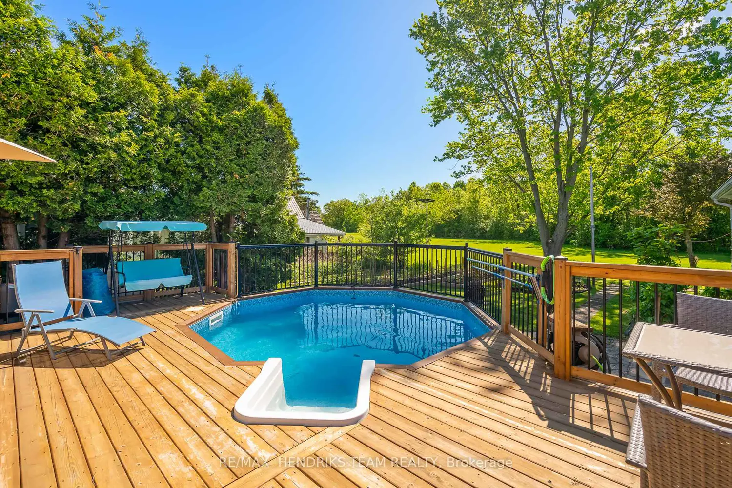 Additional image 14 of 415 Riverside Drive