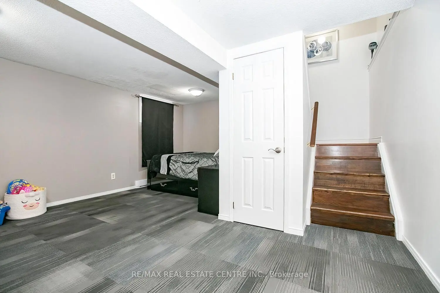 Additional image 17 of 31 Parkview Drive 27