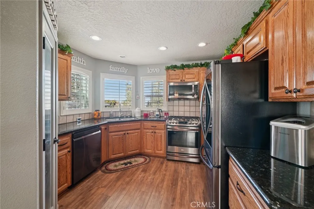 Additional image 21 of 5319 Desert View Dr, Wrightwood, CA 92397