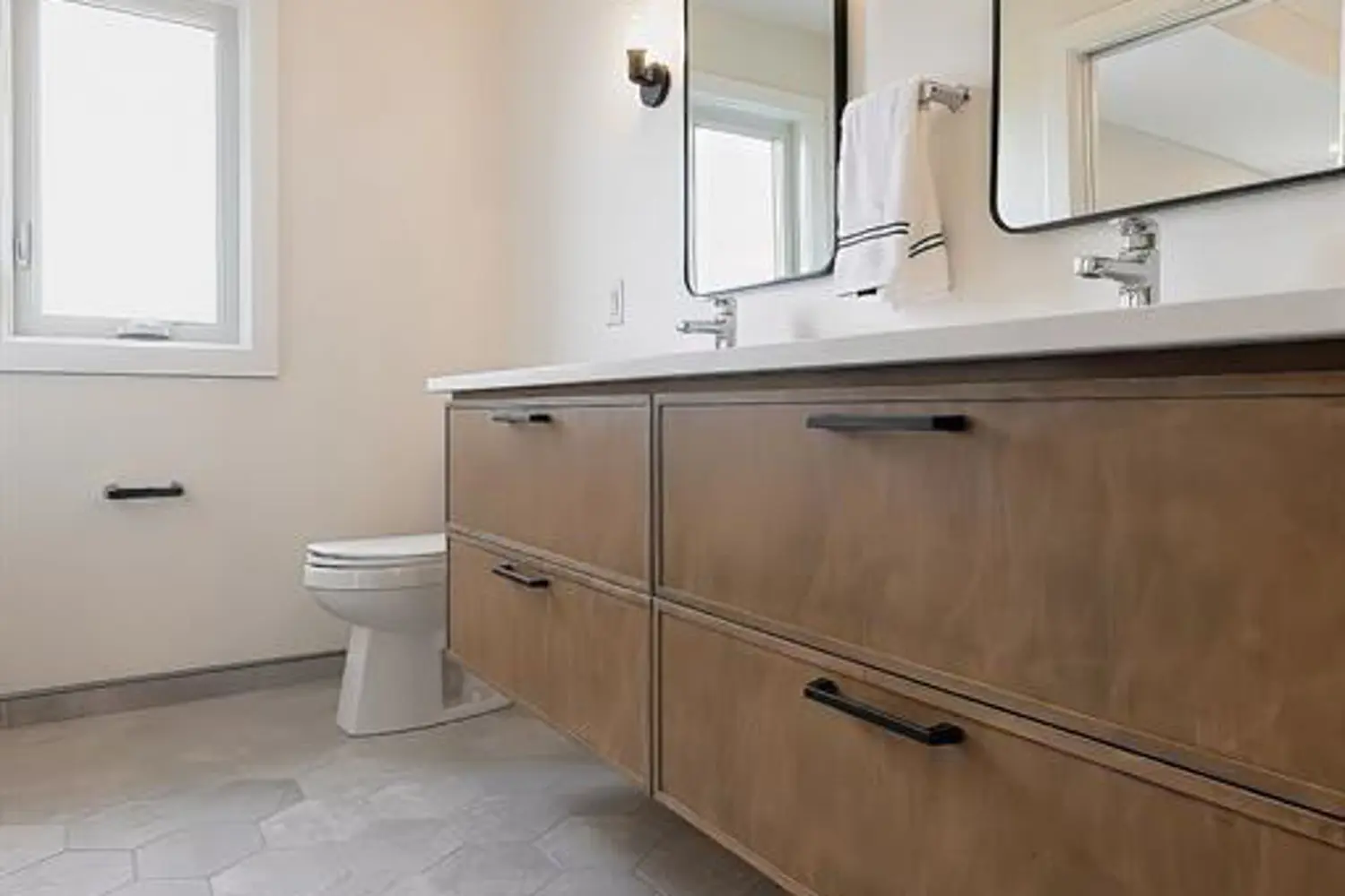 Additional image 14 of 159 Renaissance Drive