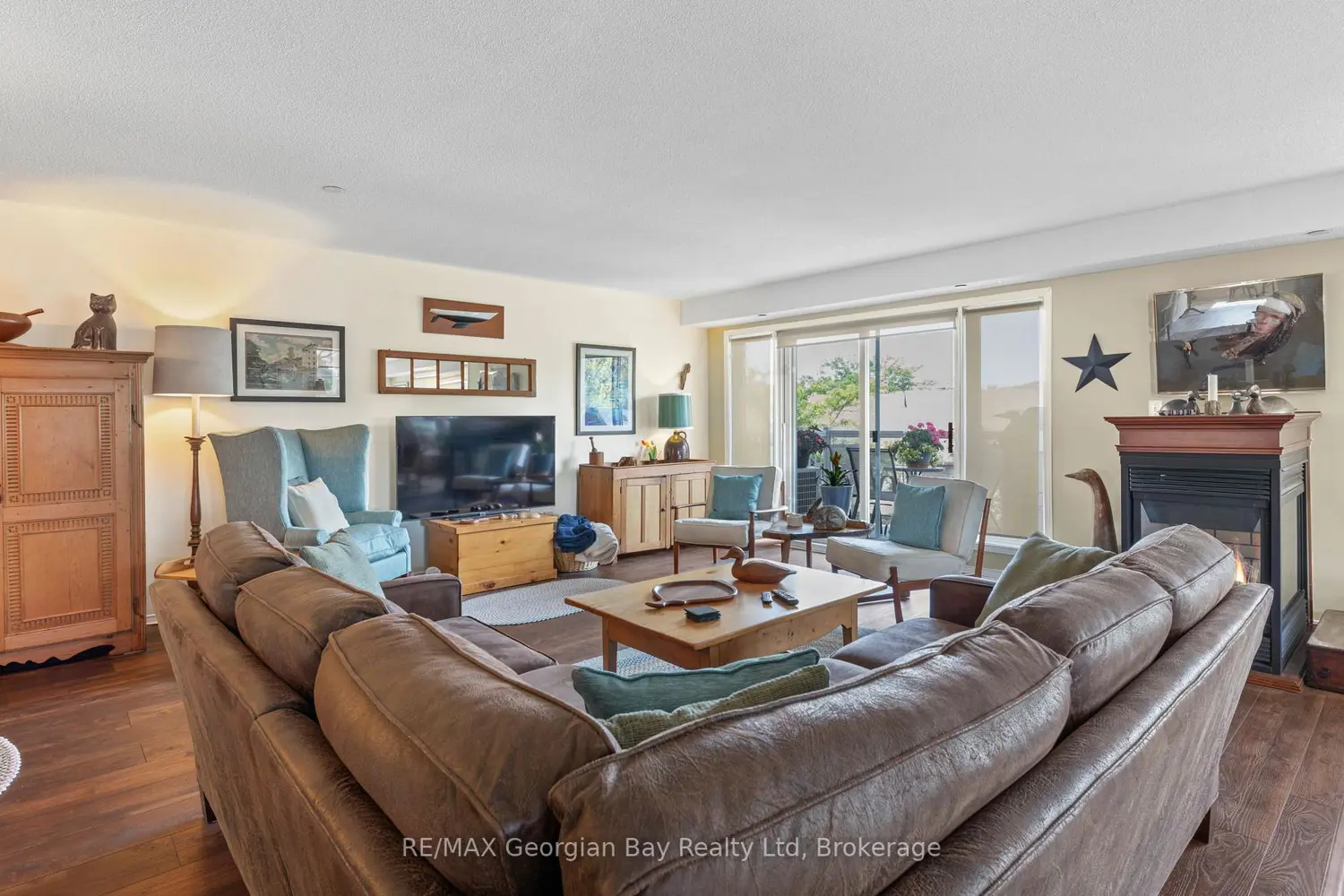 Additional image 6 of 4 Beck Boulevard 307