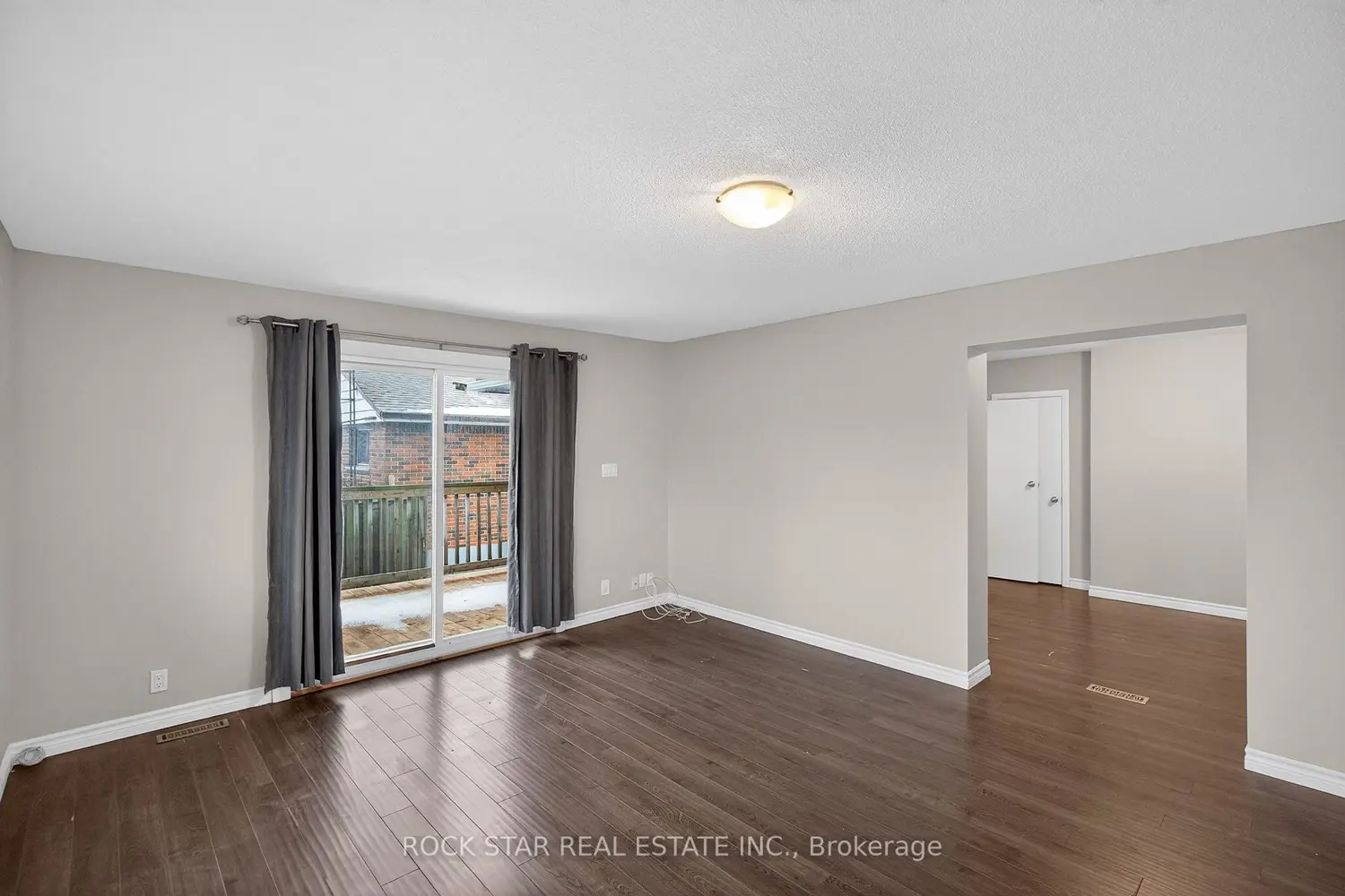 Additional image 20 of 399 East 15Th Street