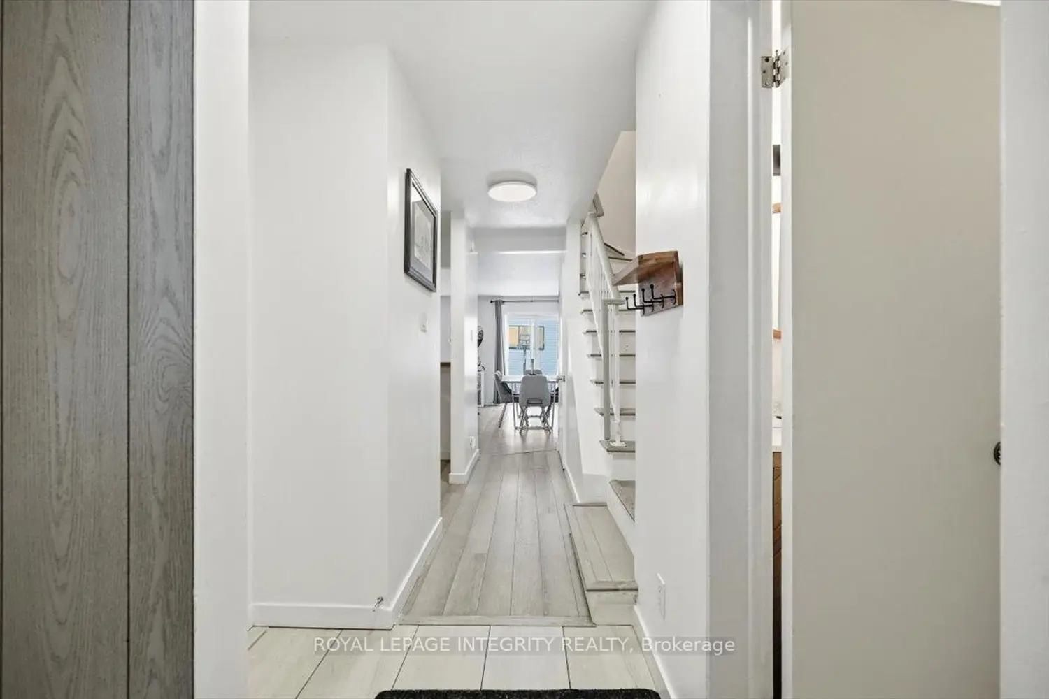 Additional image 3 of 1985 Woods Street