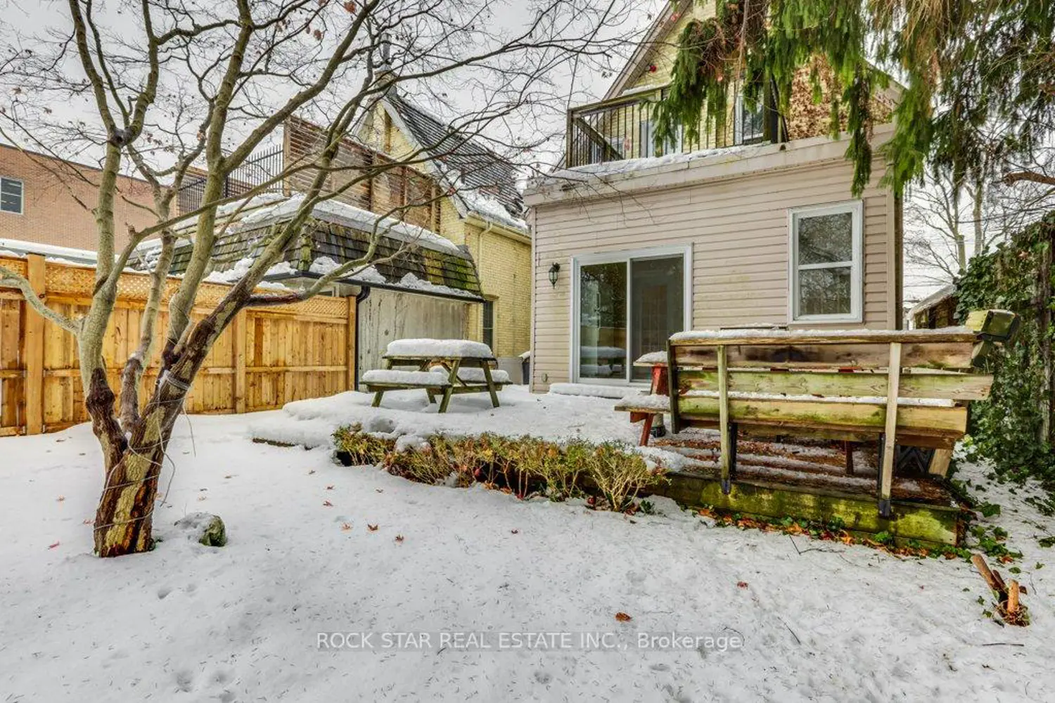 Additional image 20 of 802 Waterloo Street