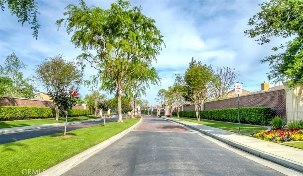 Additional image 80 of 331 Hollyhill Drive, Bakersfield, CA 93312