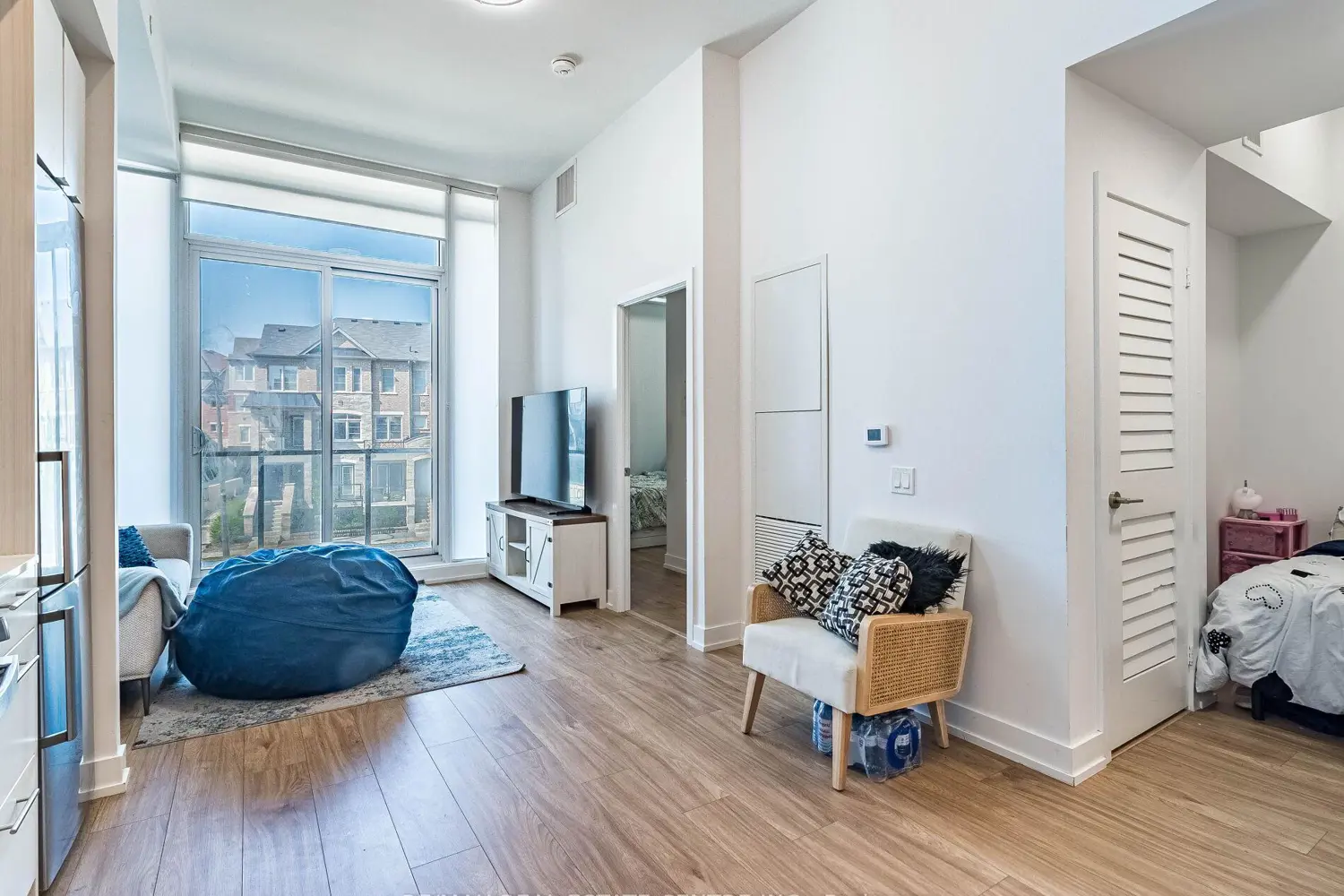 Additional image 5 of 215 Veterans Drive 211