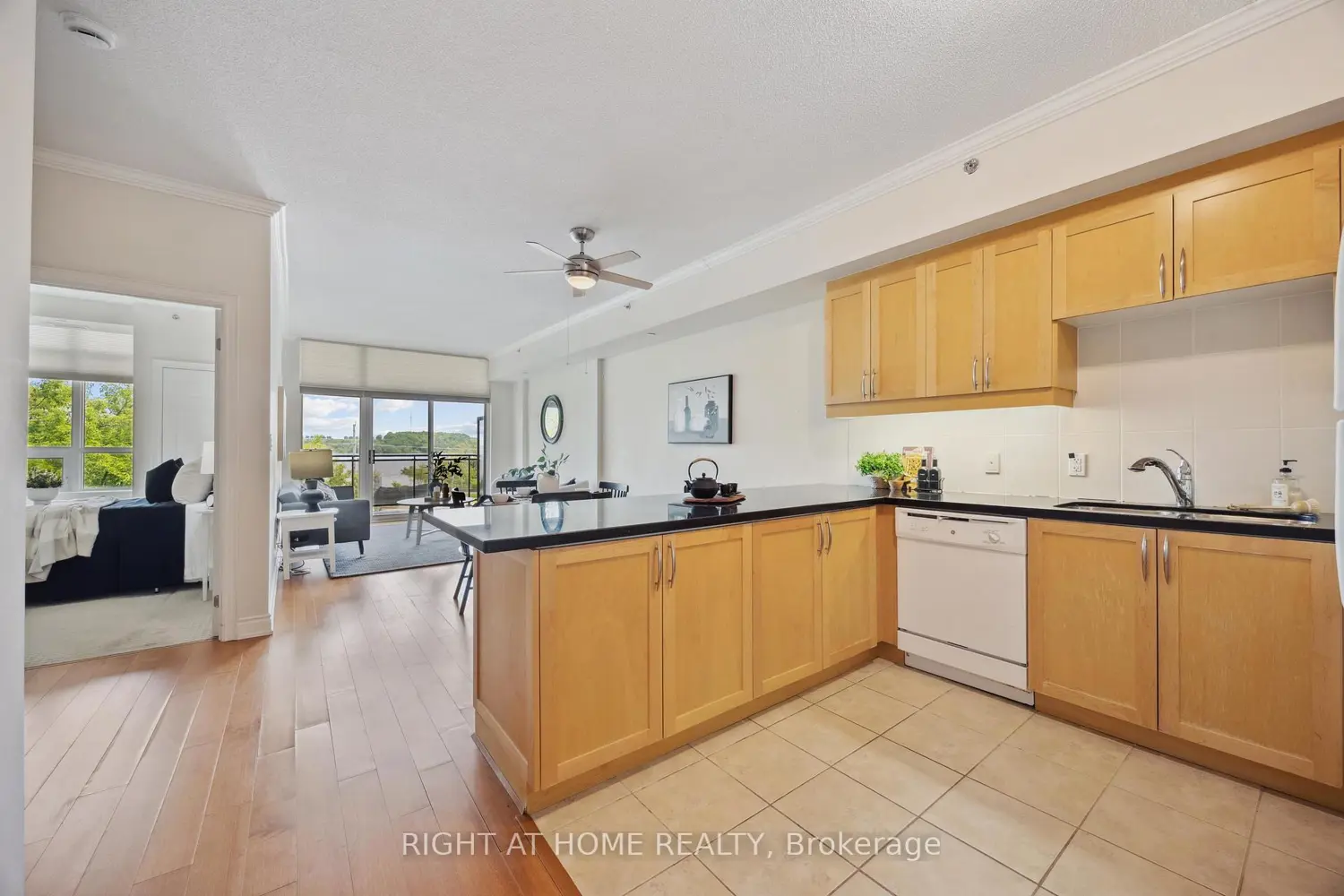 Additional image 5 of 171 Shanly Street 205