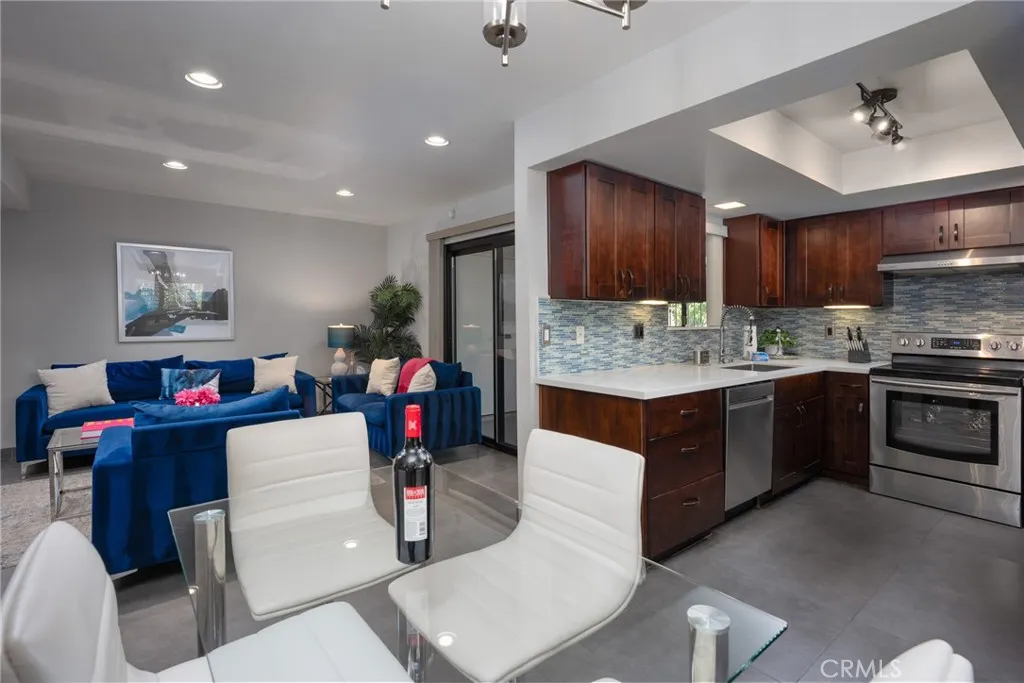 Additional image 41 of 5301 E Waverly Dr Unit 211, Palm Springs, CA 92264