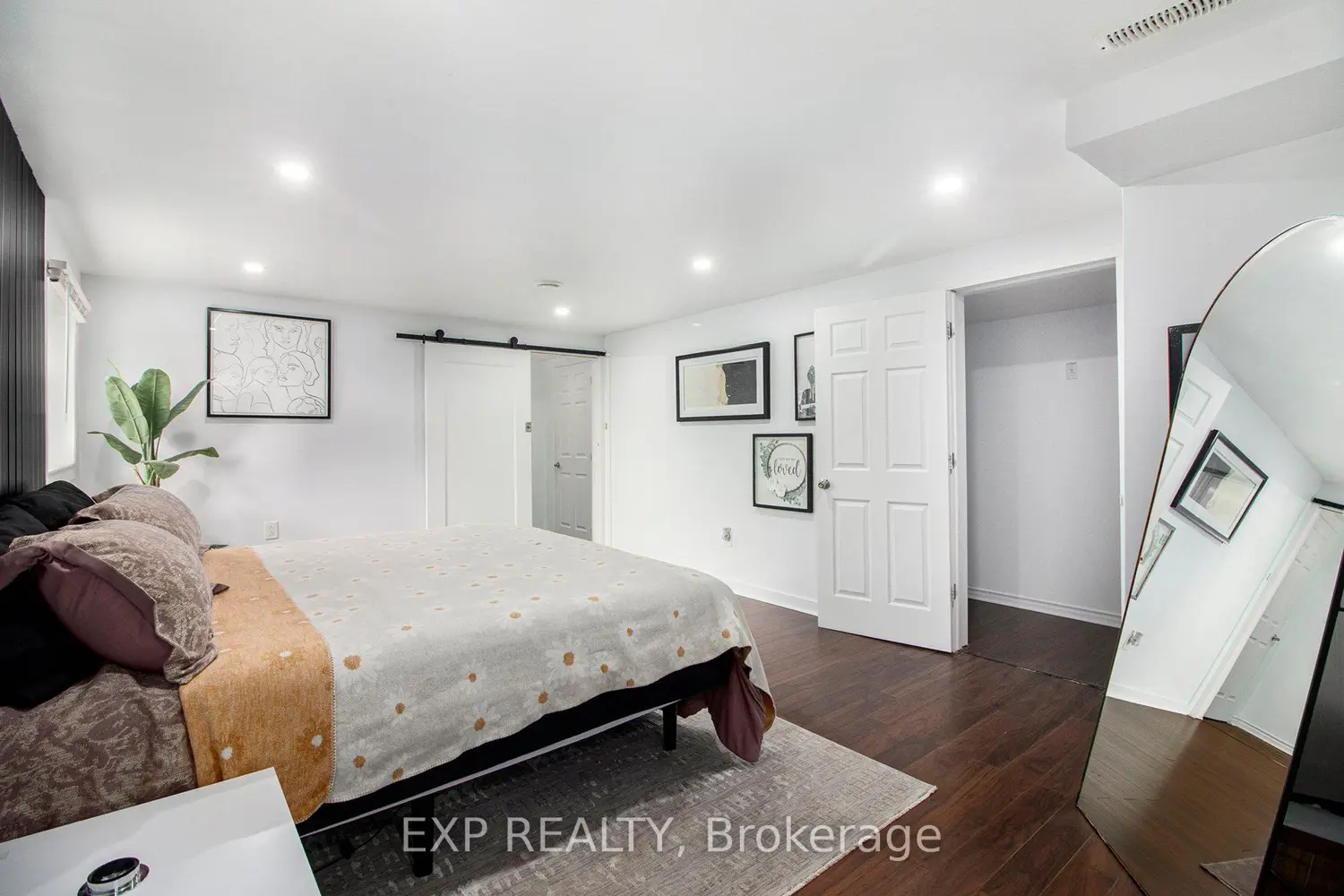 Additional image 8 of 234 Sandra Crescent