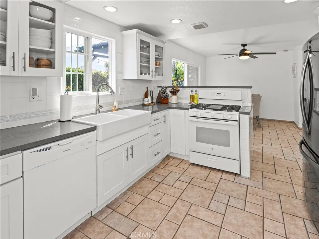 Additional image 6 of 17102 Kampen Lane, Huntington Beach, CA 92647