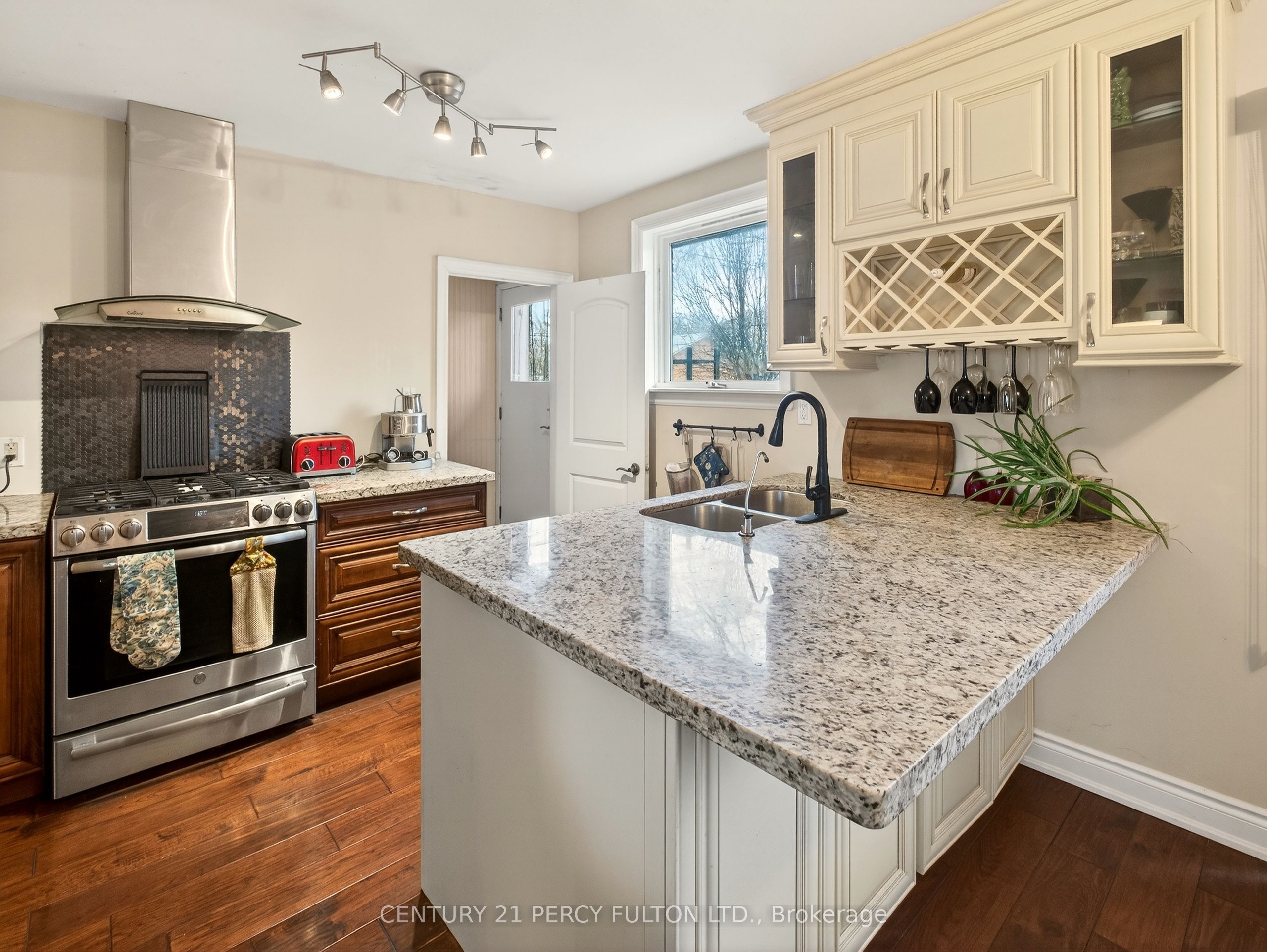 Additional image 6 of 840 Bem Avenue, Pickering, ON, L1W 1X3
