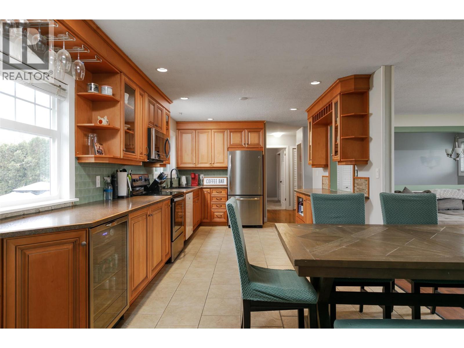 Additional image 2 of 340 Patterson Road, Kelowna, BC, V1X2L2