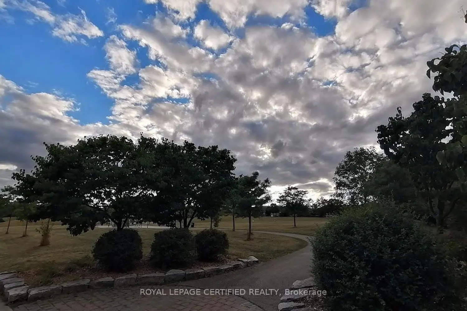 Additional image 4 of 5126 Des Jardines Drive