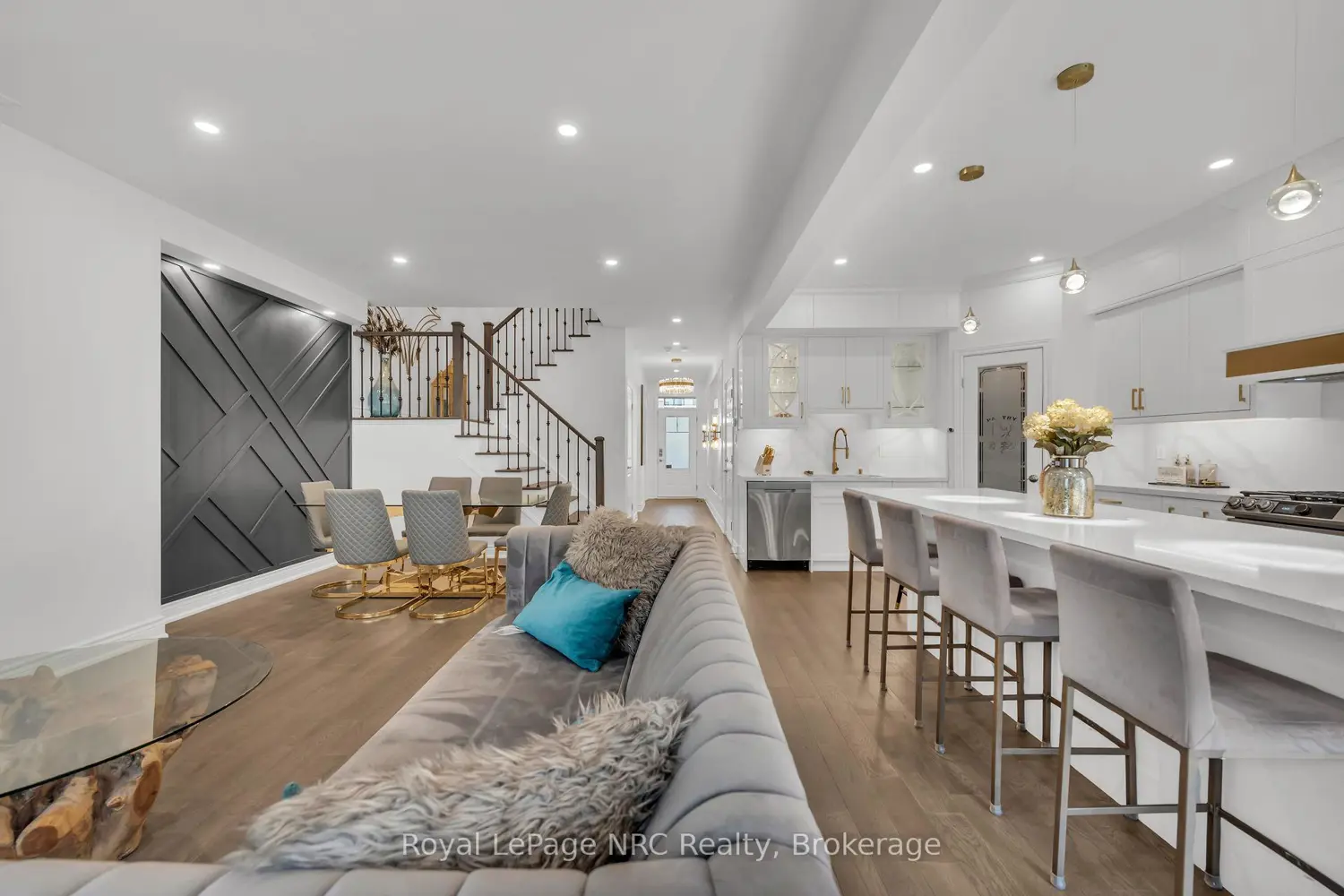 Additional image 8 of 122 Shoreview Place