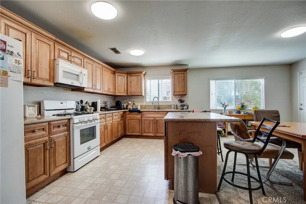Additional image 18 of 2584 Blanchard Pl, Upland, CA 91786