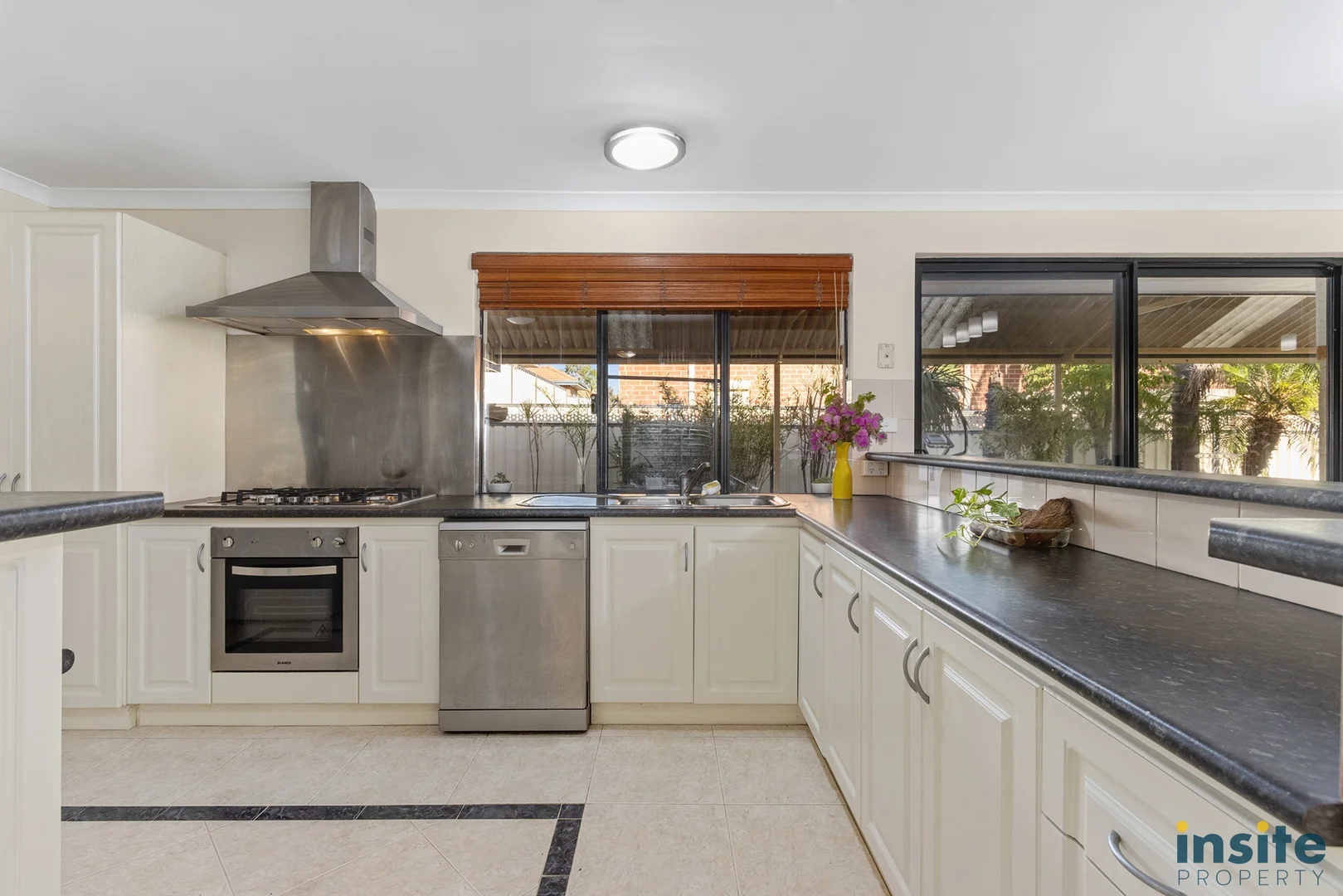 Additional image 17 of 124b Basinghall Street, East Victoria Park WA 6101