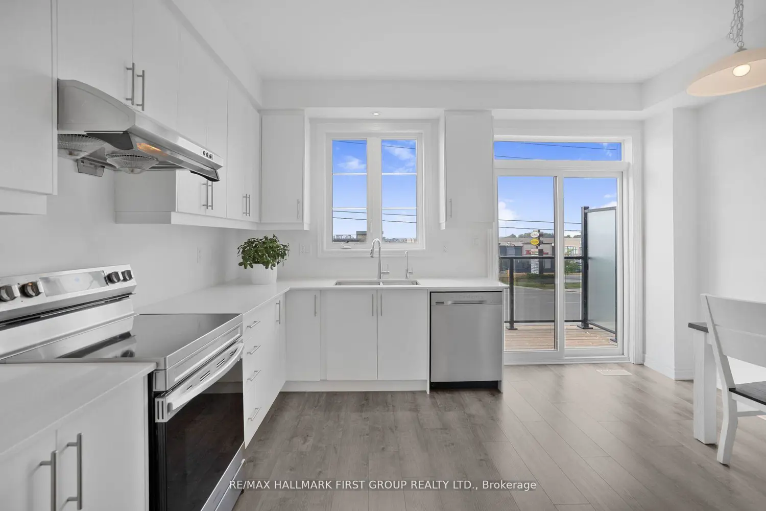 Additional image 8 of 120 Court Drive 28