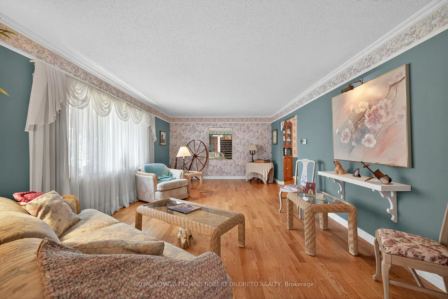 Additional image 5 of 6186 Egremont Drive