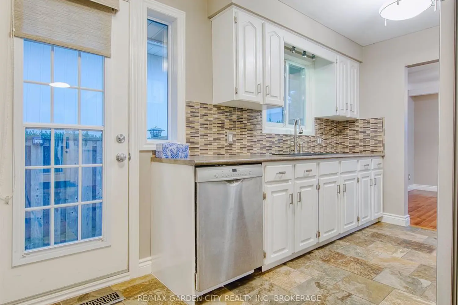 Additional image 10 of 15 Black Friars Road