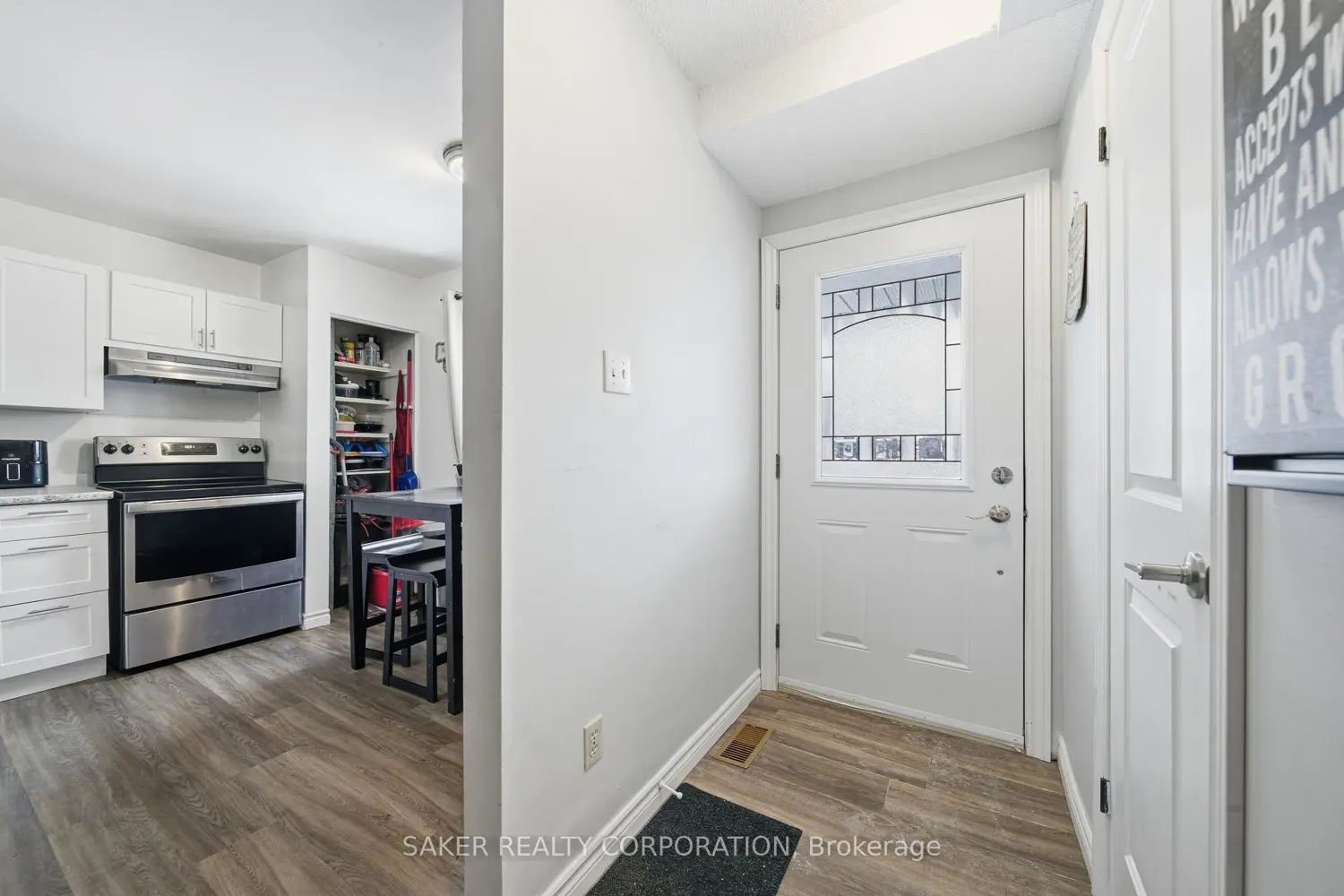 Additional image 4 of 141 Simcoe Street