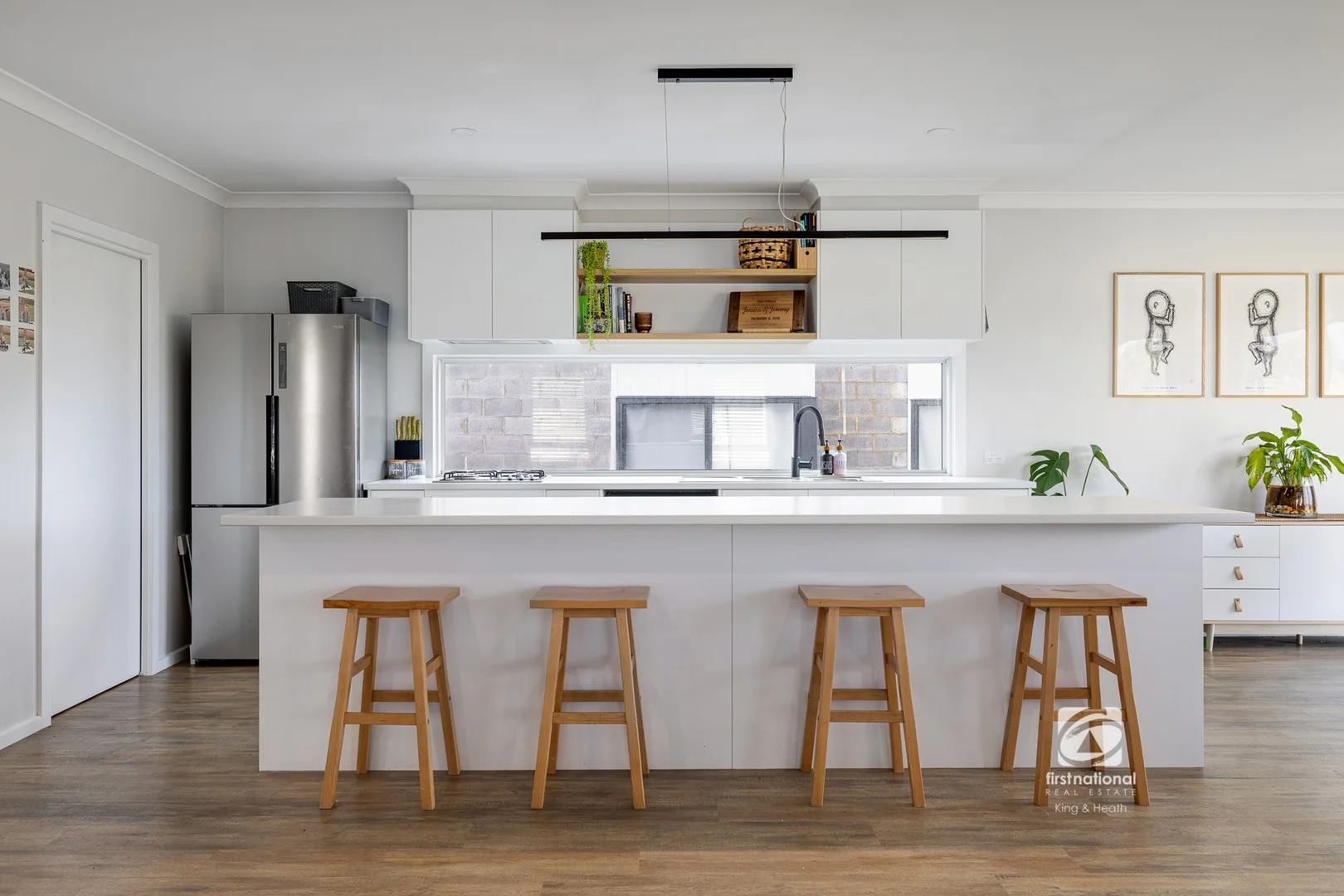 6 Riviera Court, Lakes Entrance VIC 3909