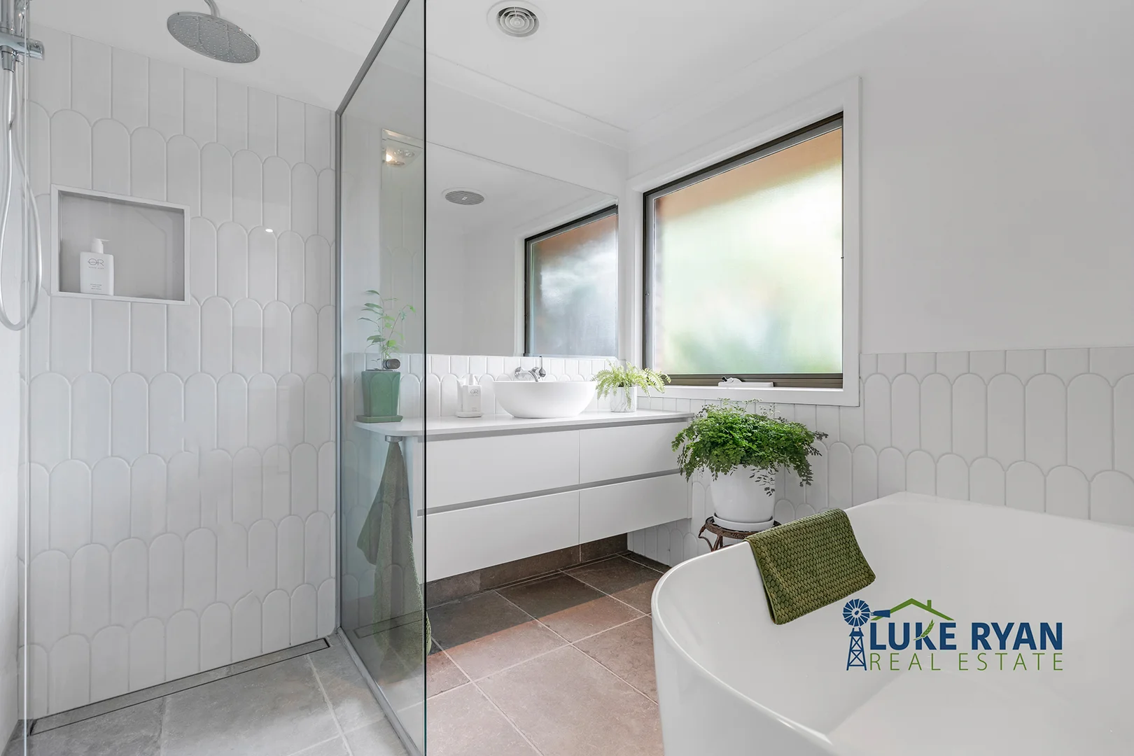 Additional image 21 of 6-8 William Street, Rochester VIC 3561