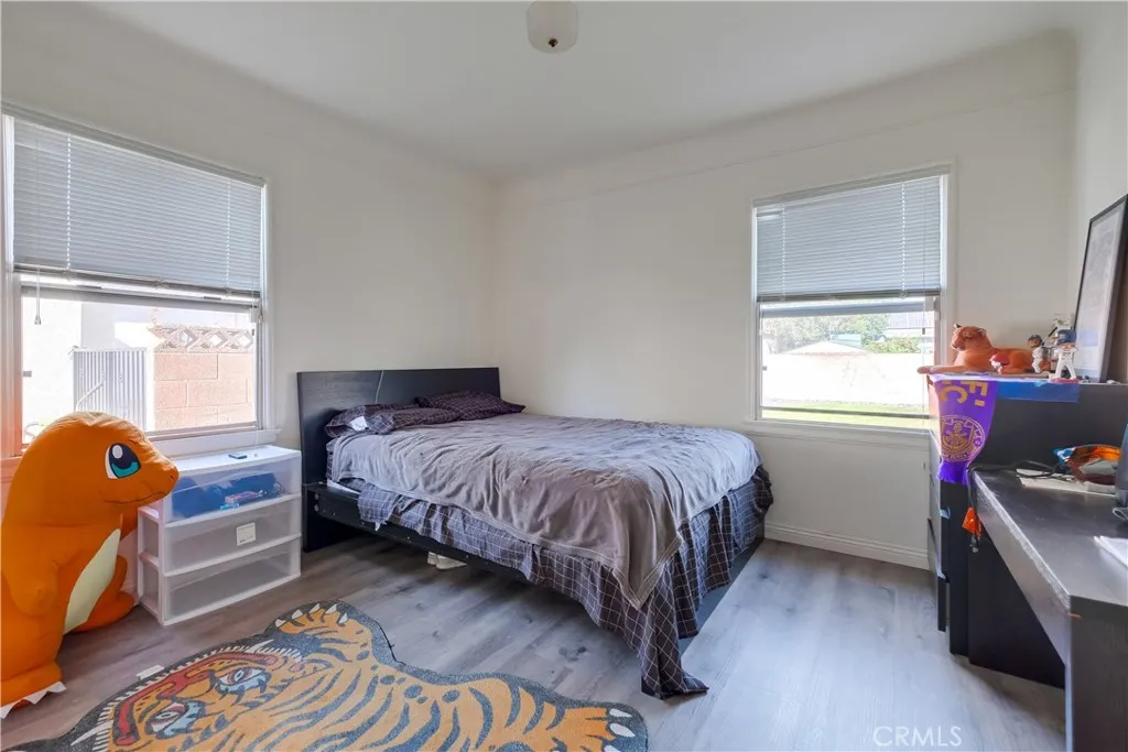 Additional image 29 of 2709 E Van Buren St, Long Beach, CA 90810