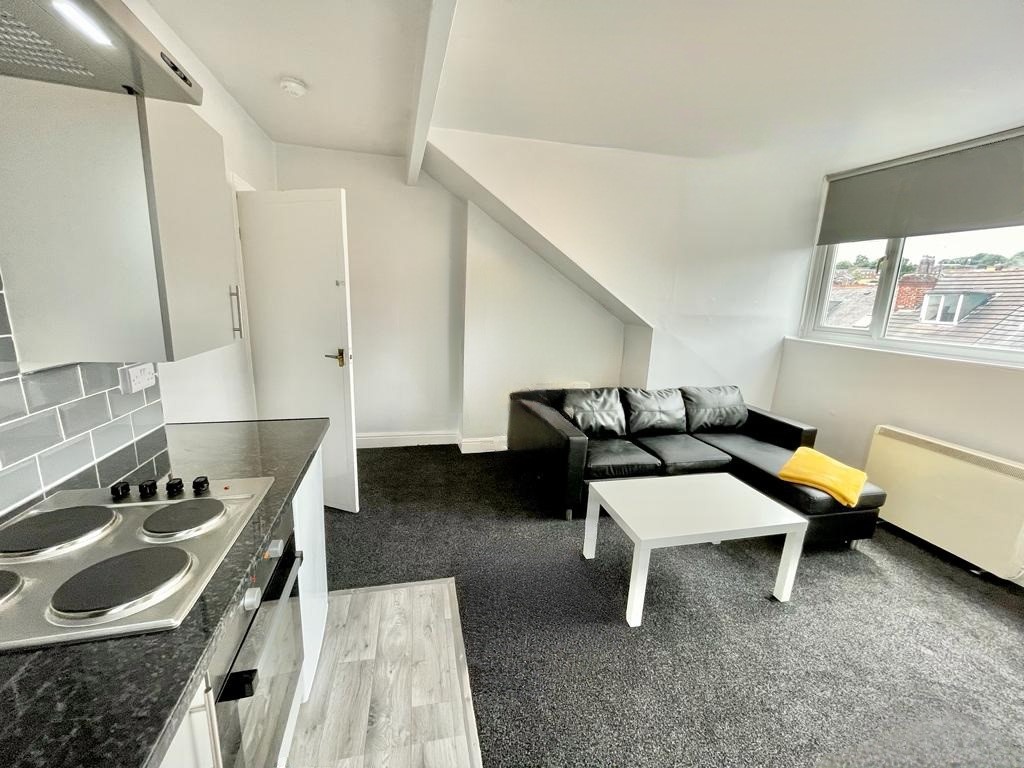 Additional image 2 of 1 Bed Flat, Victoria Park Avenue, LS13, N1 7GU