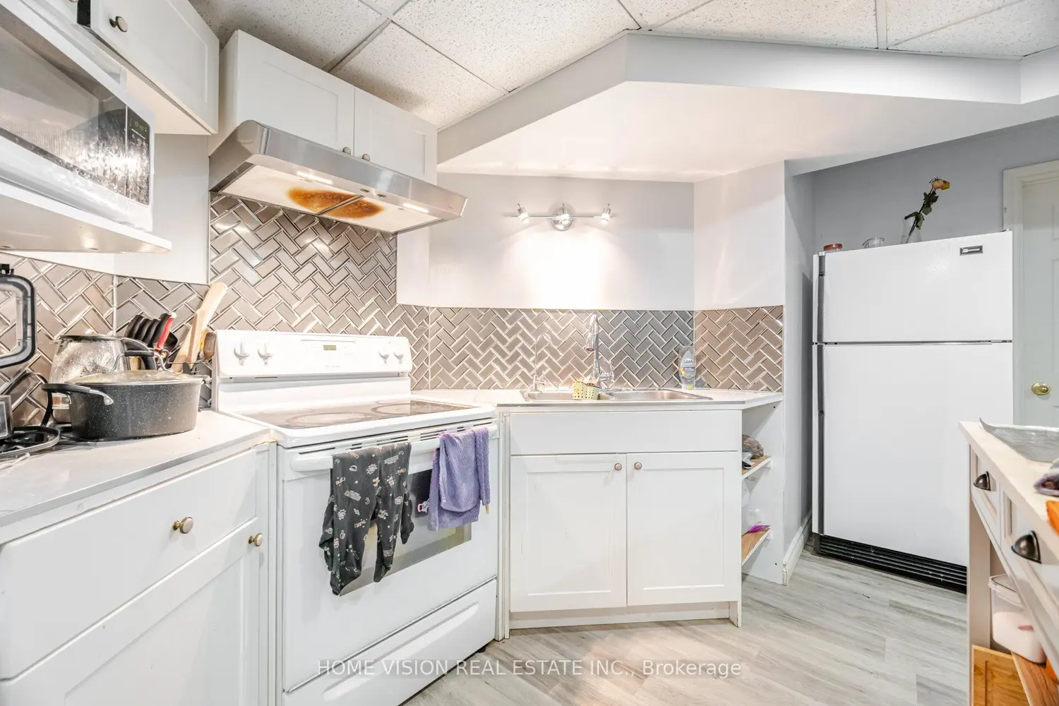 Additional image 14 of 14 Wintergarden Road