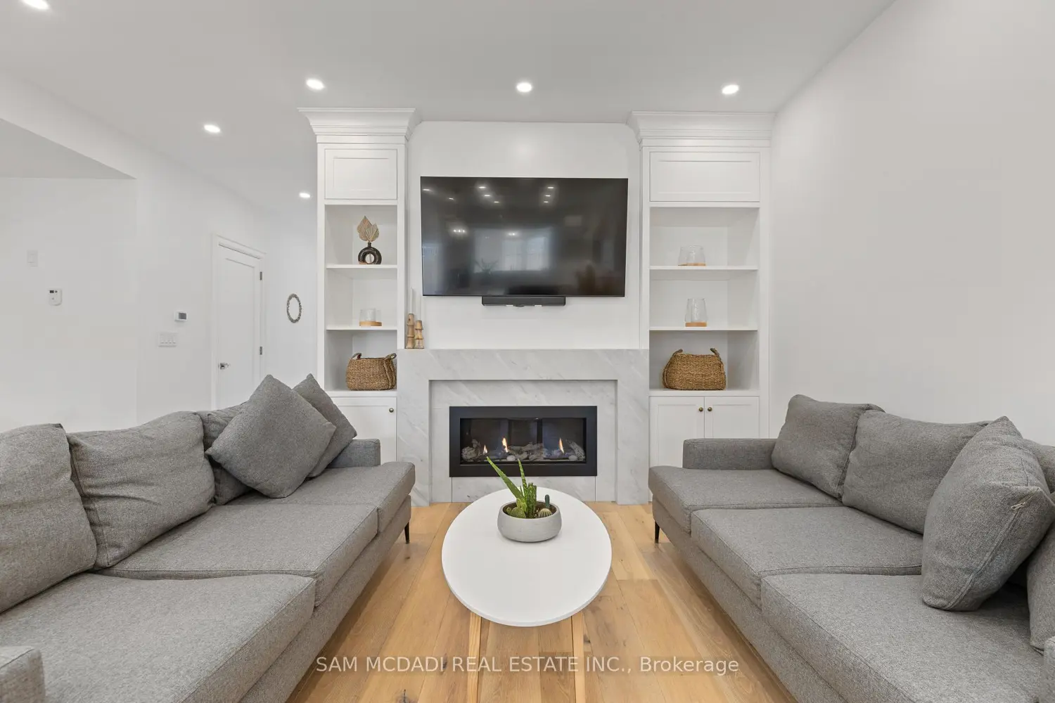 Additional image 2 of 4 Iroquois Avenue