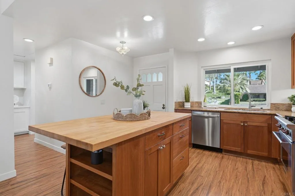 Additional image 38 of 7945 Calle Madrid, Carlsbad, CA 92009