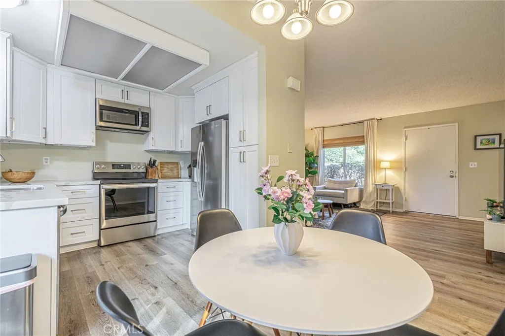 Additional image 35 of 23540 Lampara Dr, Valencia, CA 91355