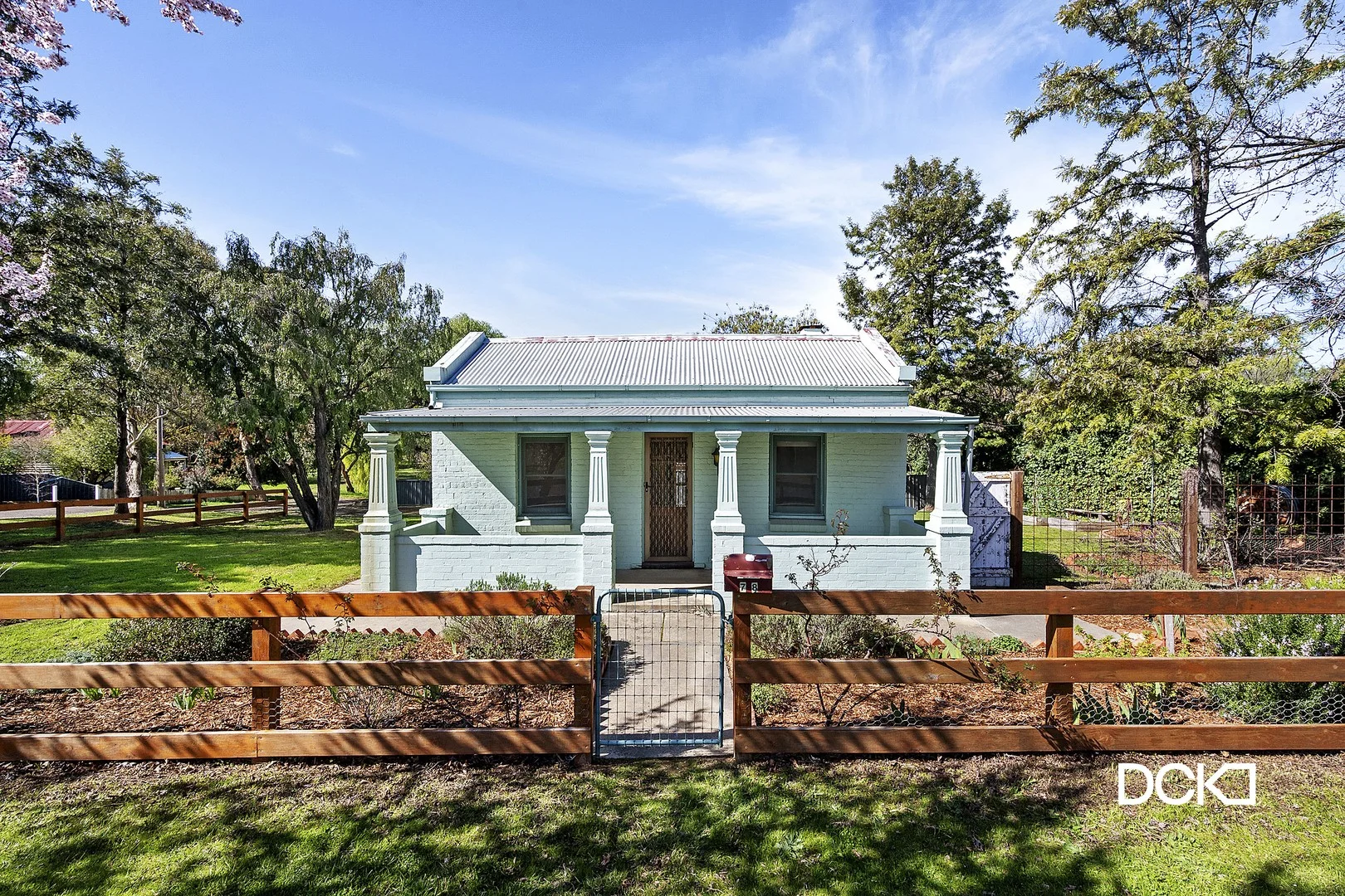 78 Bennett Street, Long Gully VIC 3550