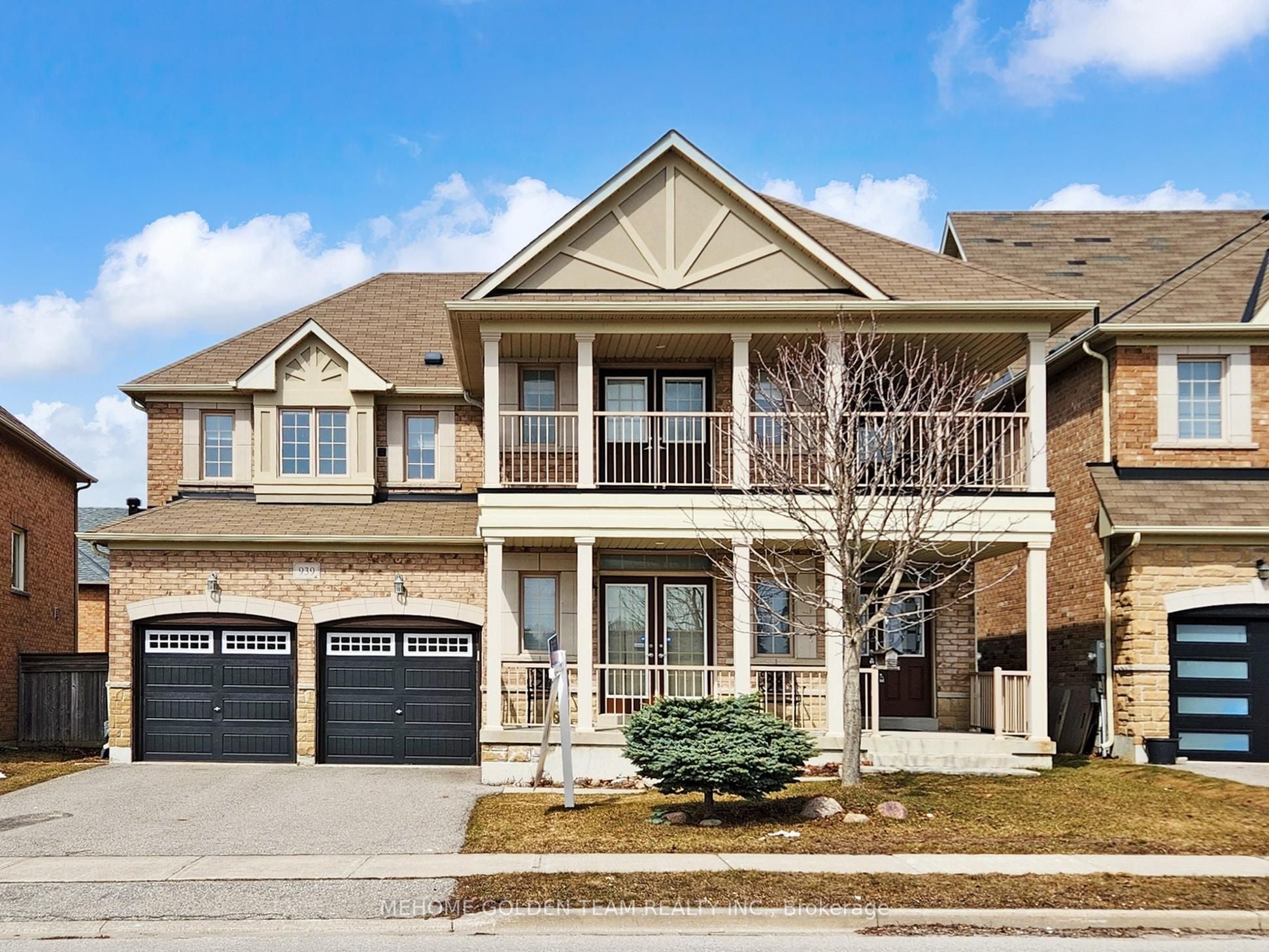 939 Memorial Circle, Newmarket, ON, L3X 0B5