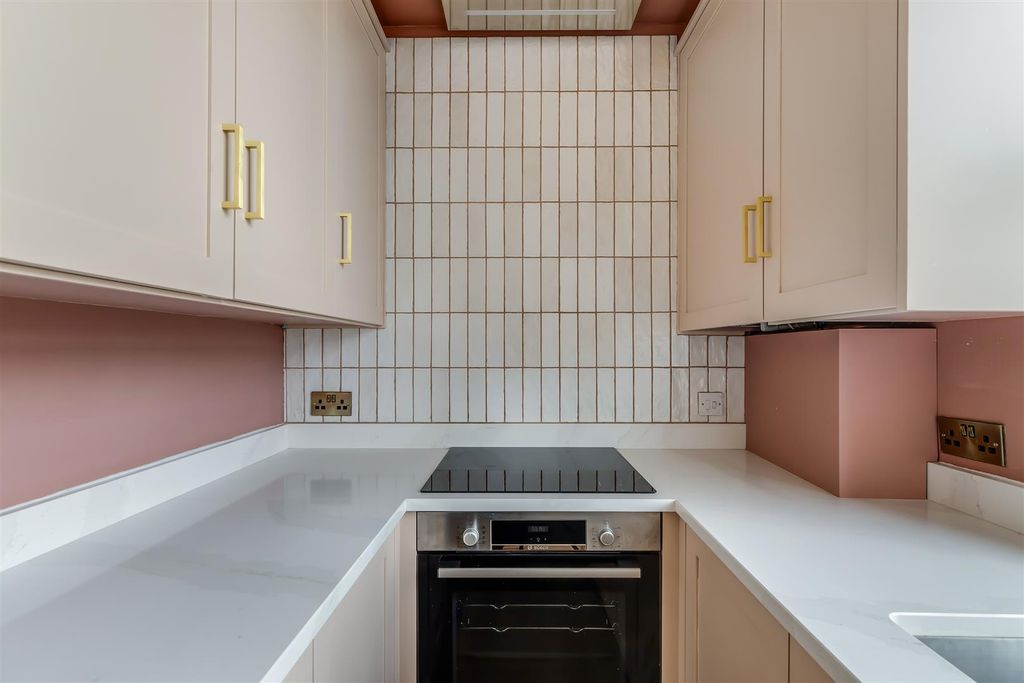 Additional image 7 of 2 bed flat for saleCow Pasture Road, Ilkley LS29