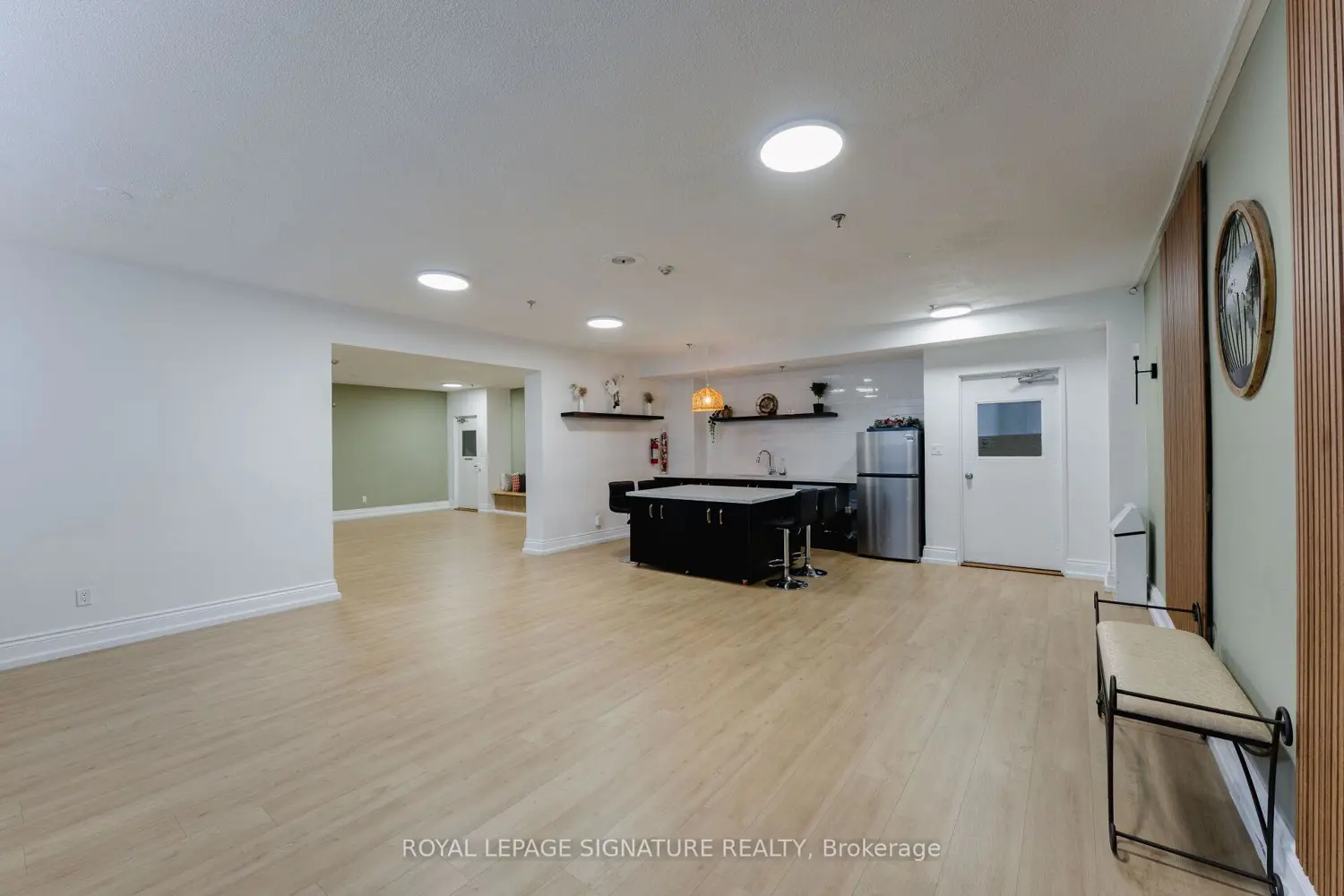 Additional image 13 of 85 Emmett Avenue 2011