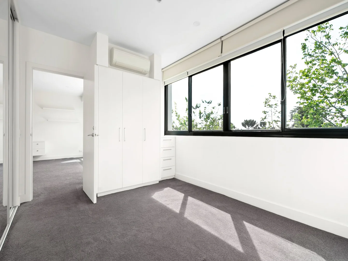 Additional image 11 of 2402/2 Yarra Street, Geelong VIC 3220