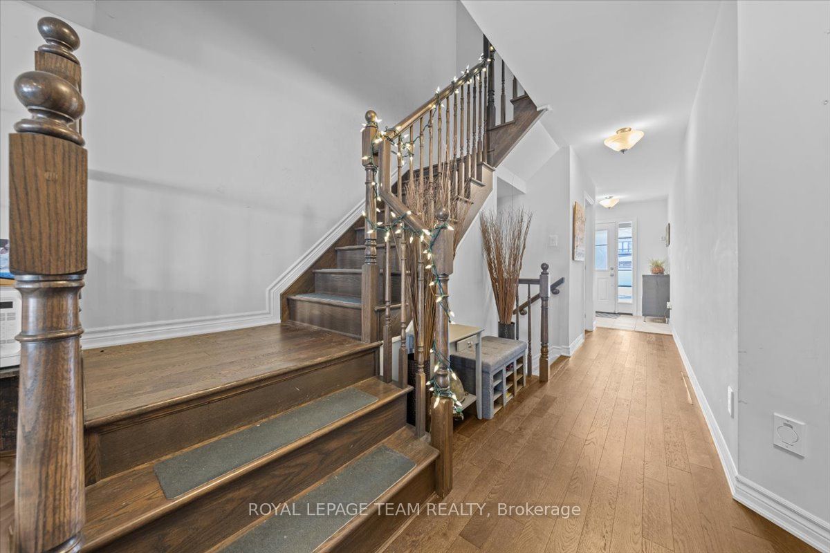 Additional image 5 of 814 Stallion Crescent, Ottawa, ON, K2S 2G1