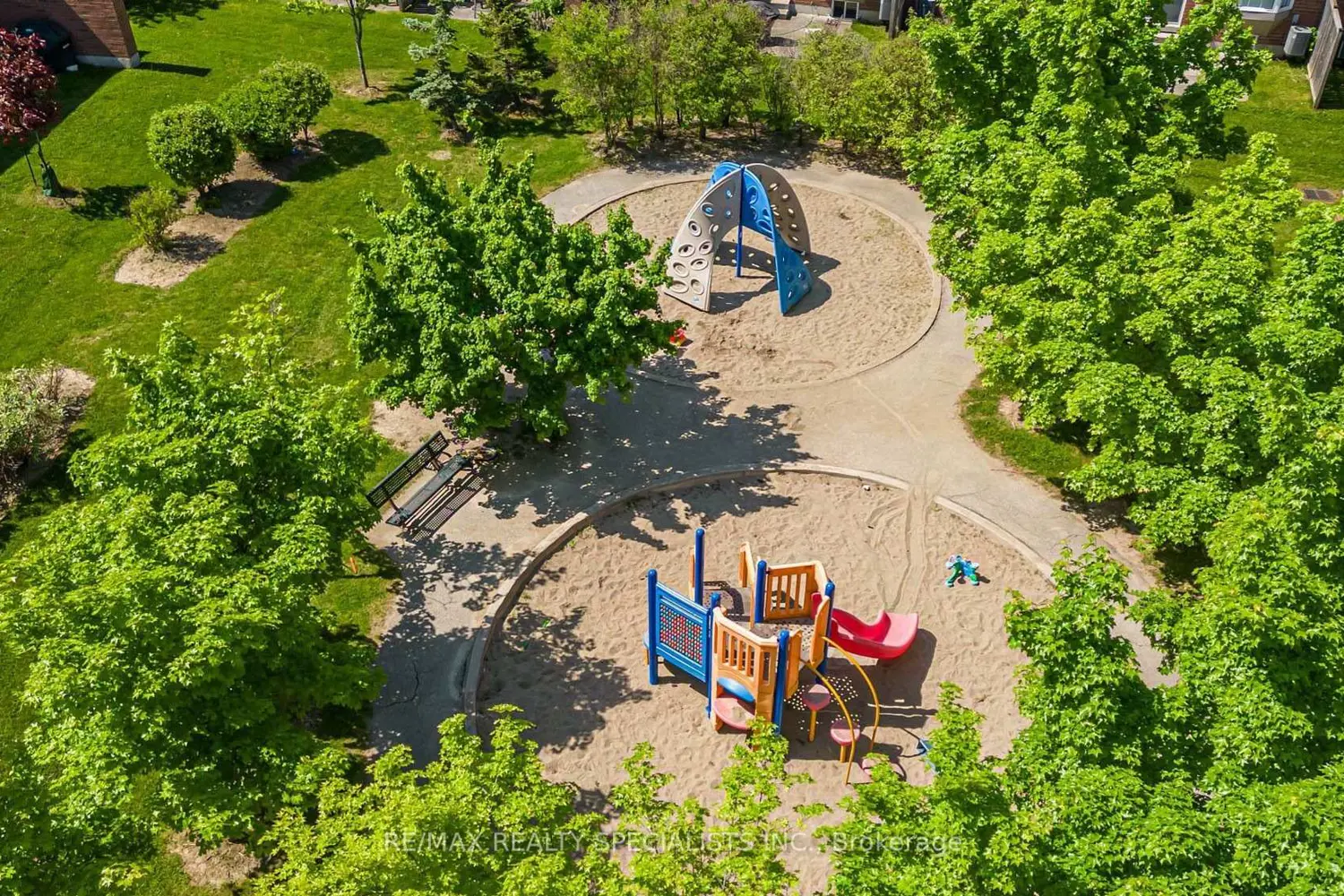 Additional image 8 of 3950 Erin Centre Boulevard 70