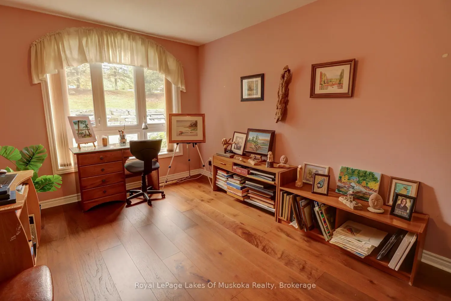 Additional image 14 of 31 Dairy Lane 106